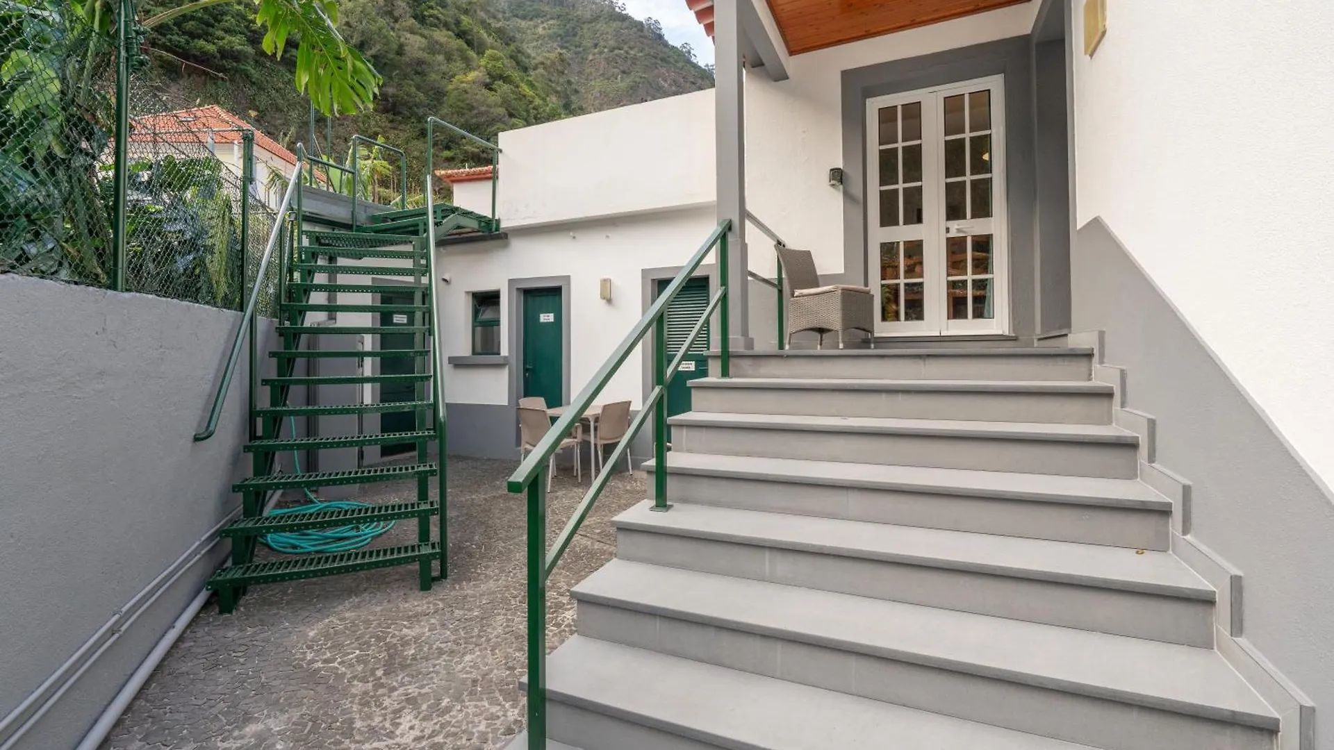 Semesterbostad Villahouse São Vicente